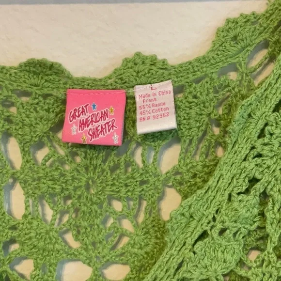 Green Crochet V-Neck Tank Top - Picture 3 of 8